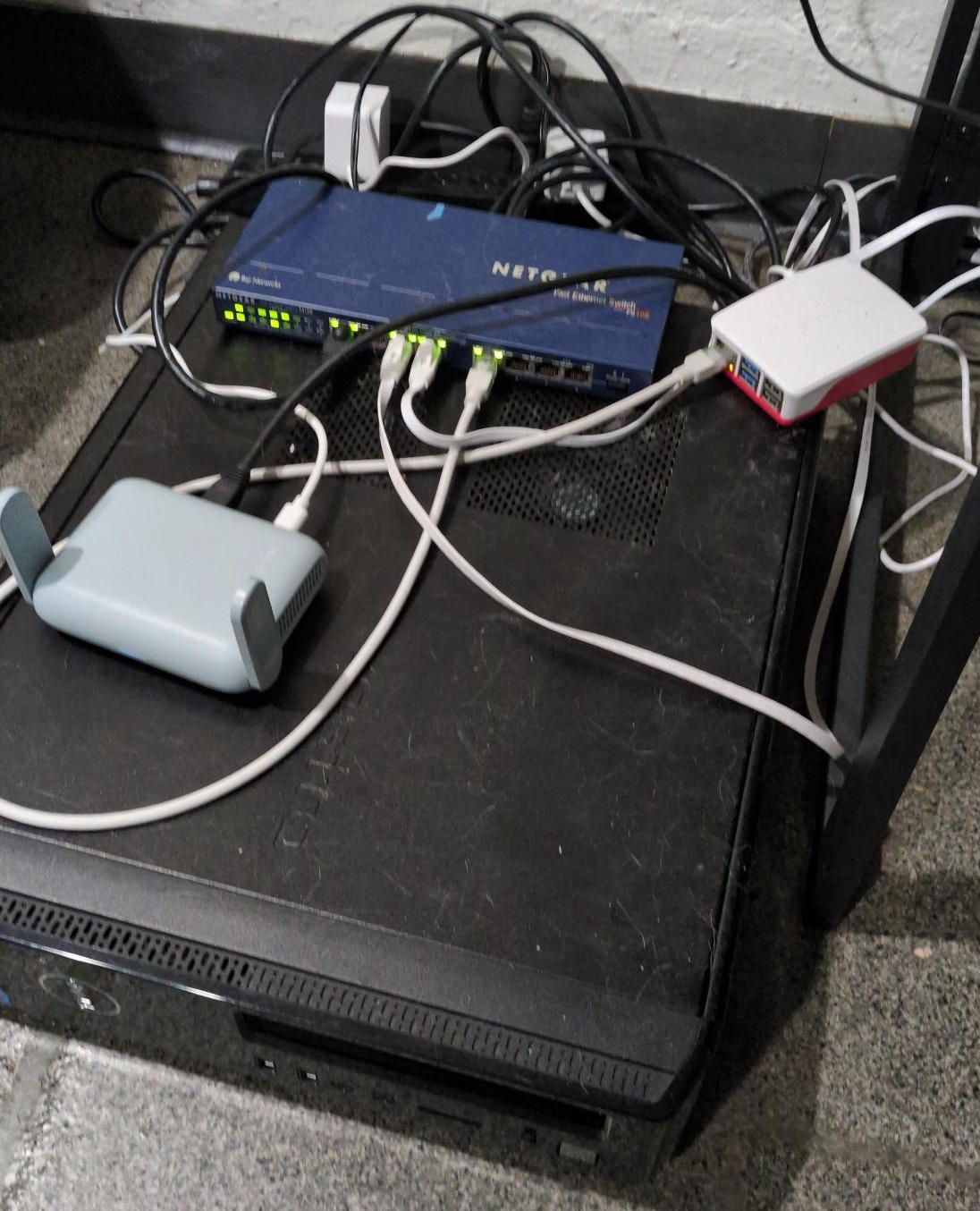 You may not like it, but this is what peak Homelab looks like